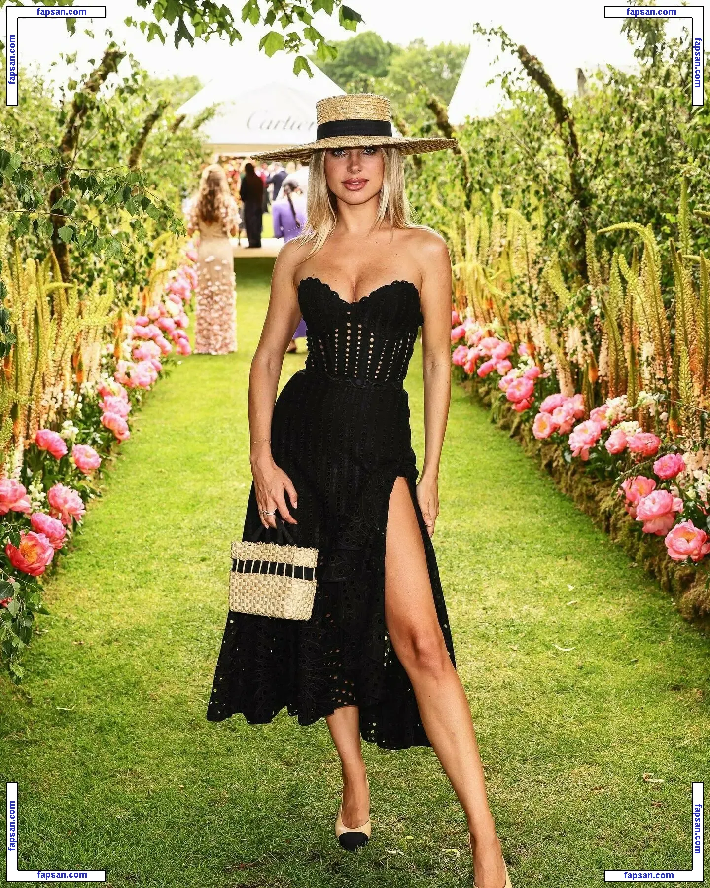 Kimberley Garner nude photo #7155 from OnlyFans