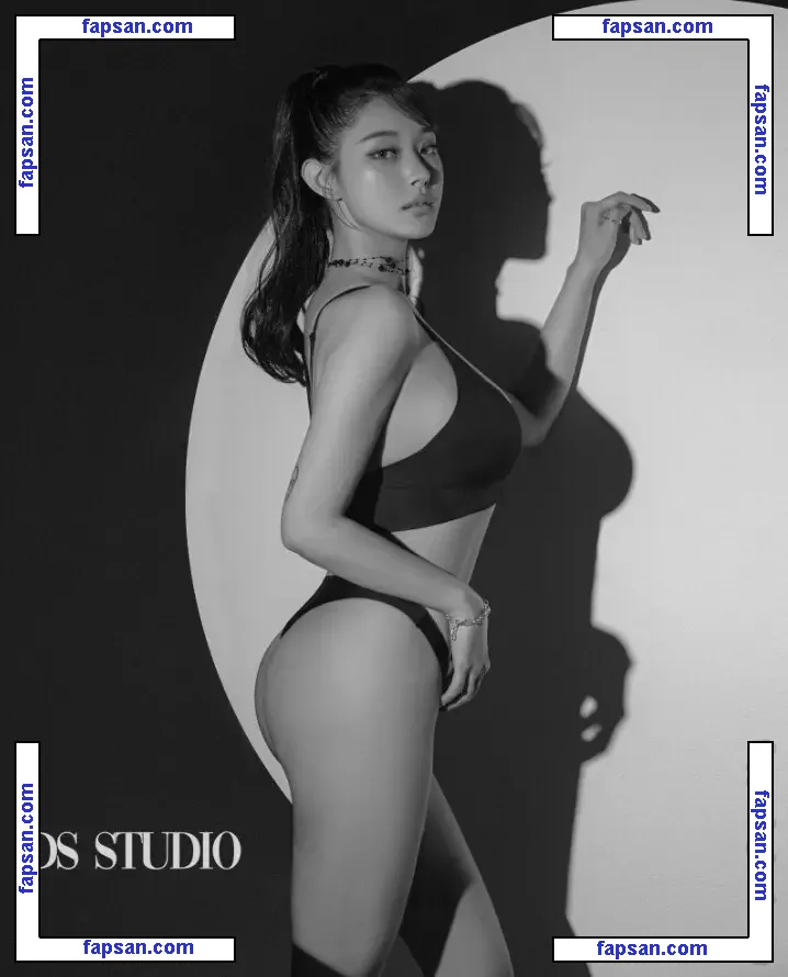 kimgapju nude photo #0160 from OnlyFans