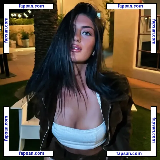 Kimia Rahnama голая фото #0007 с Онлифанс