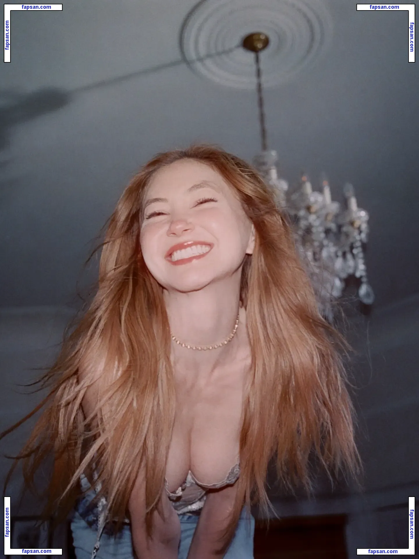 Kimiko Glenn голая фото #0179 с Онлифанс