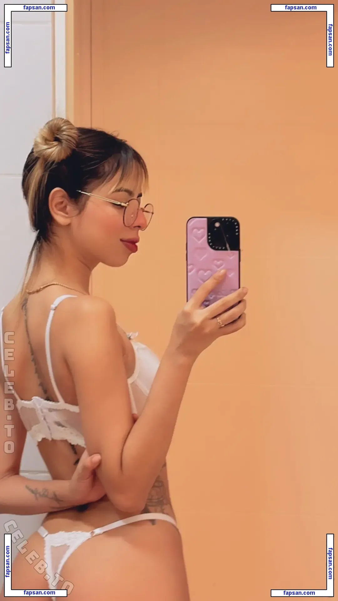 Kimmikka_ nude photo #0030 from OnlyFans