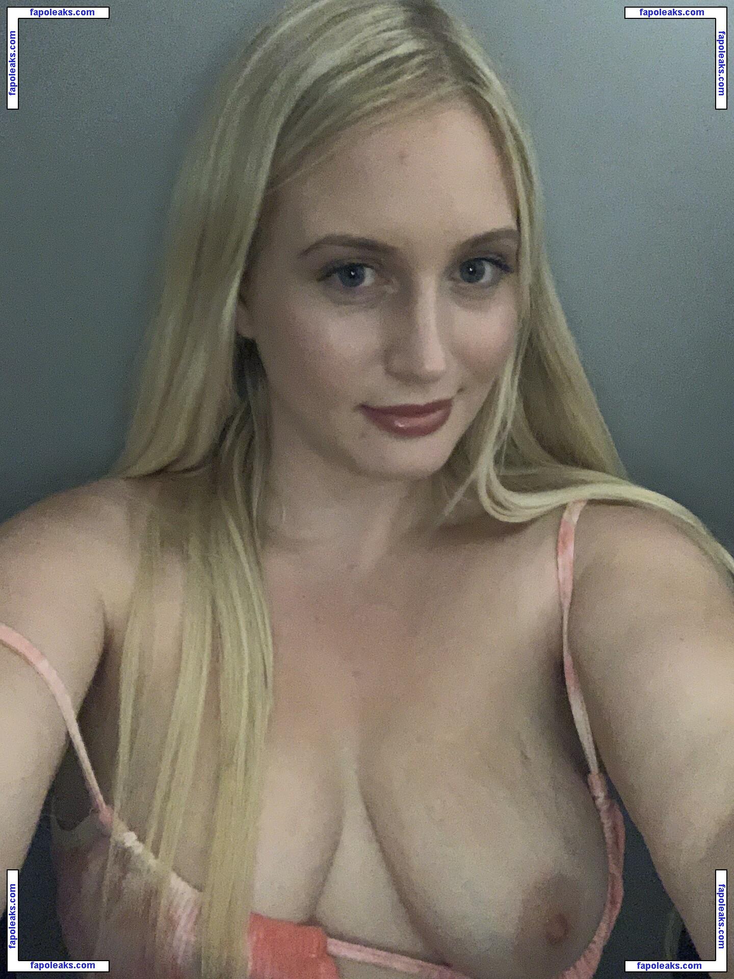 kinkerbells1 / kinkerbell01 nude photo #0011 from OnlyFans