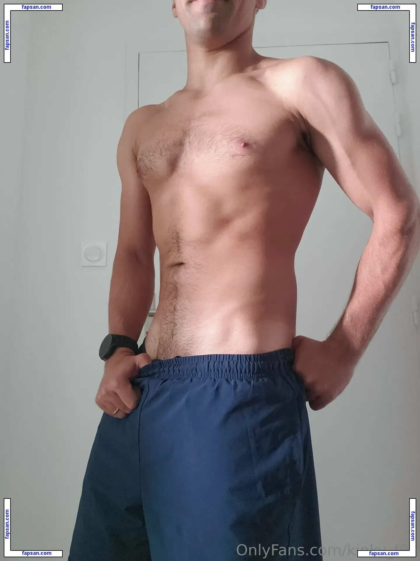 kinky_f0x nude photo #0005 from OnlyFans
