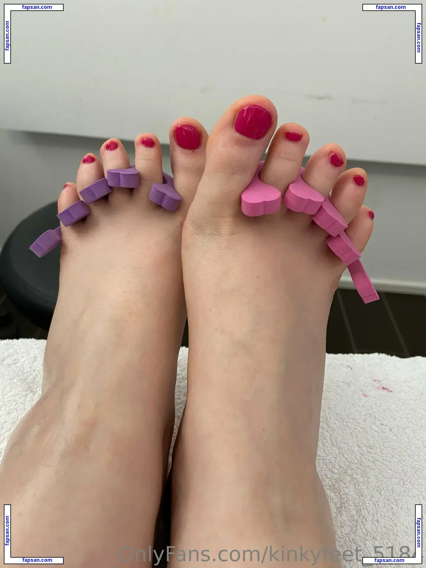 kinkyfeet_5184 nude photo #0003 from OnlyFans