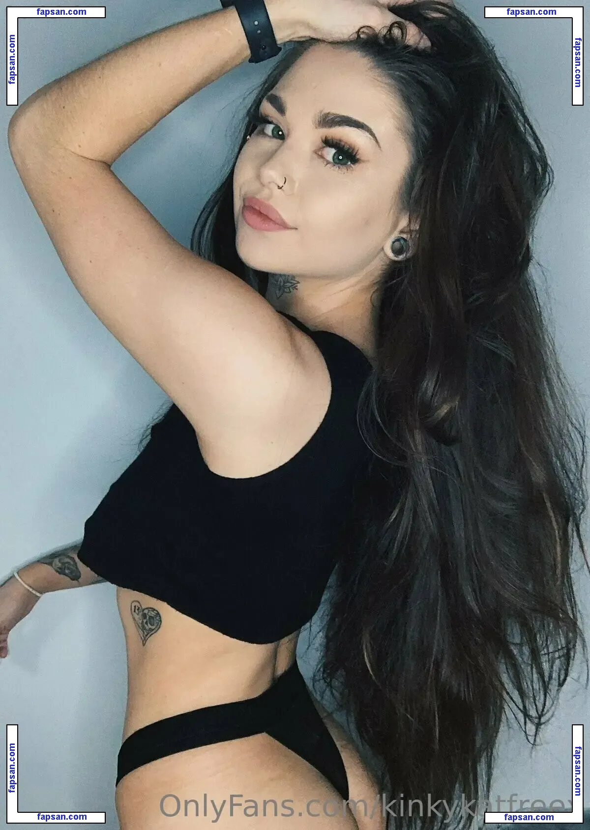 kinkykatfreex nude photo #0007 from OnlyFans