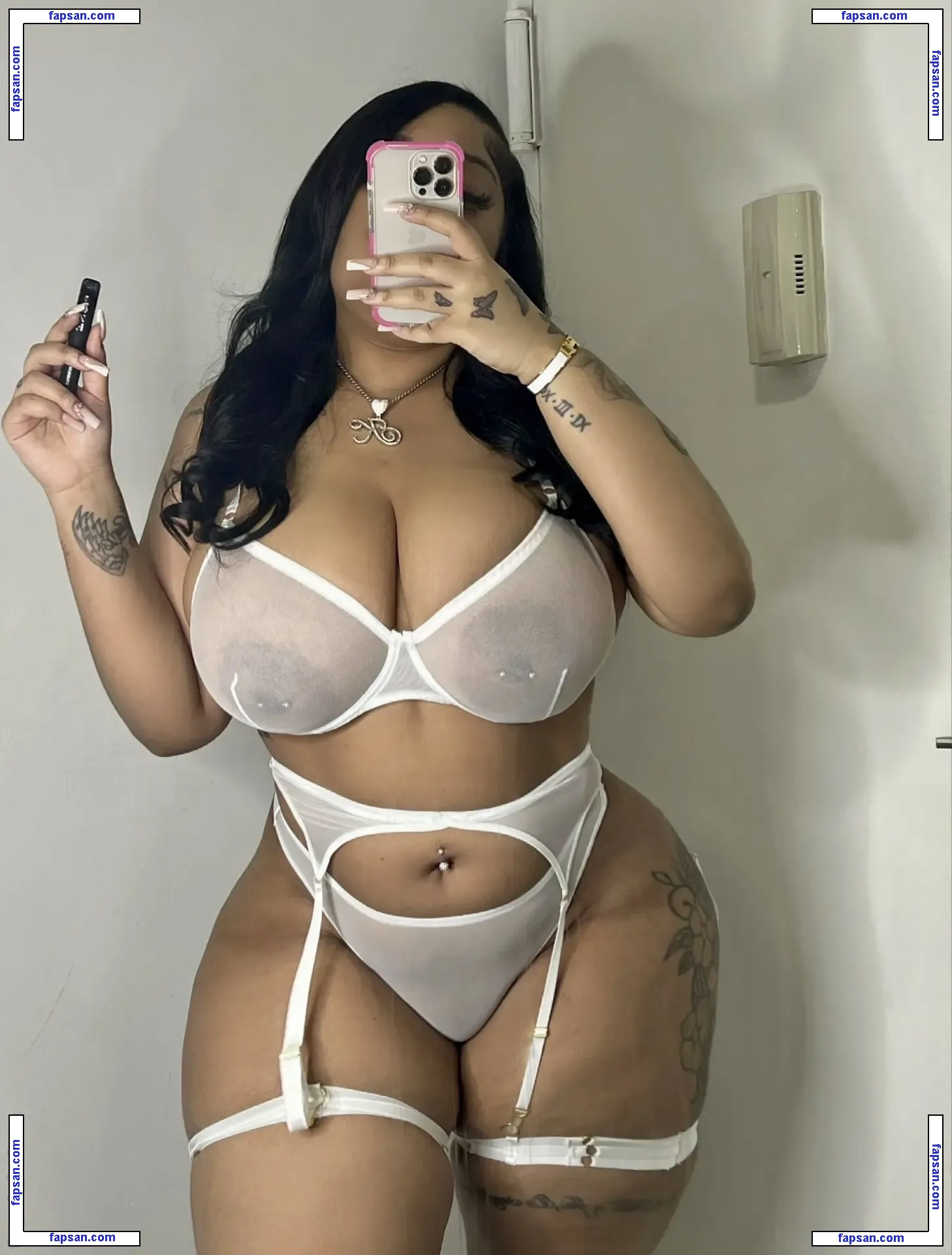 kinkykior / adorekior nude photo #0007 from OnlyFans