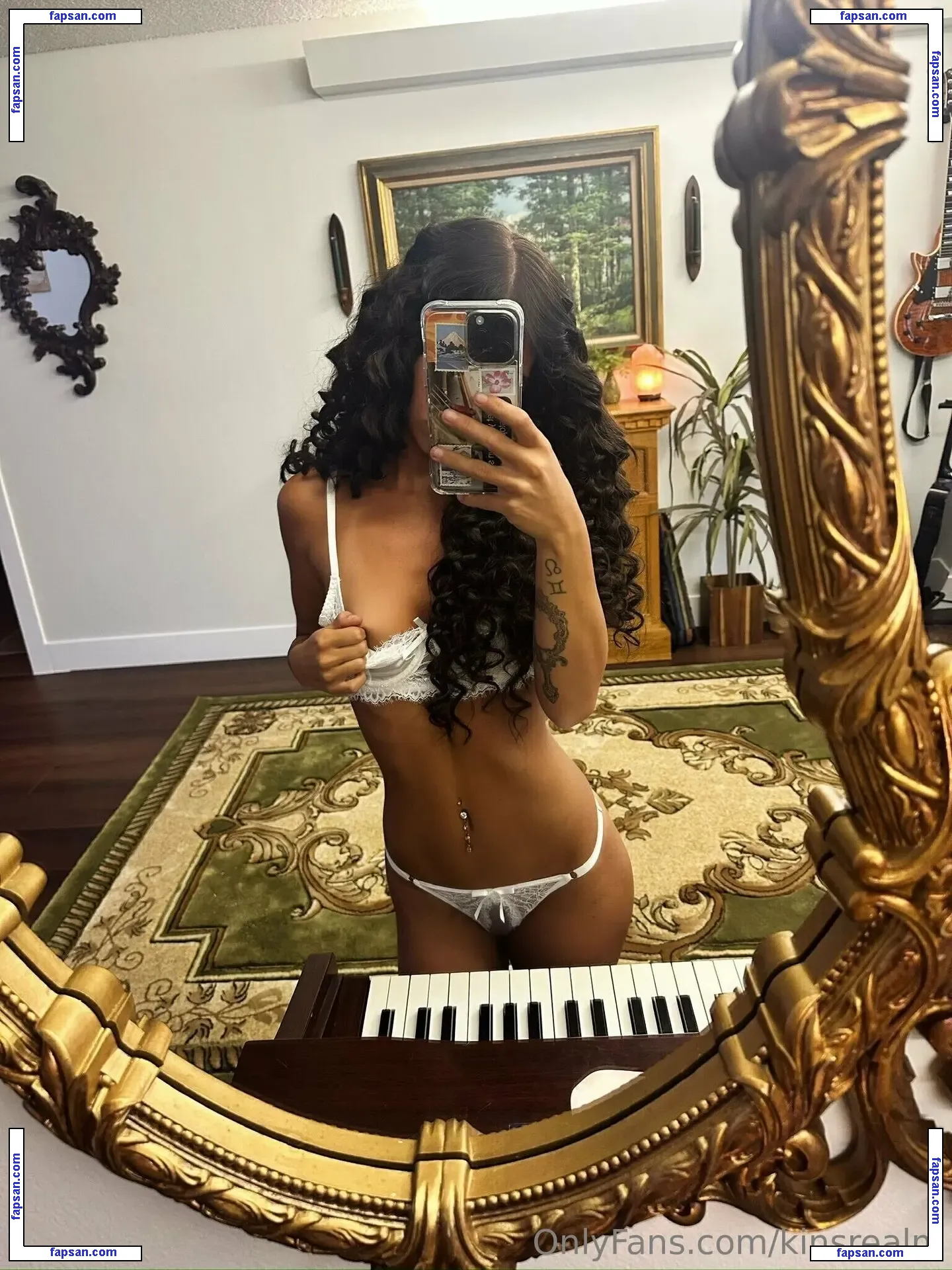 Kinllley nude photo #0008 from OnlyFans