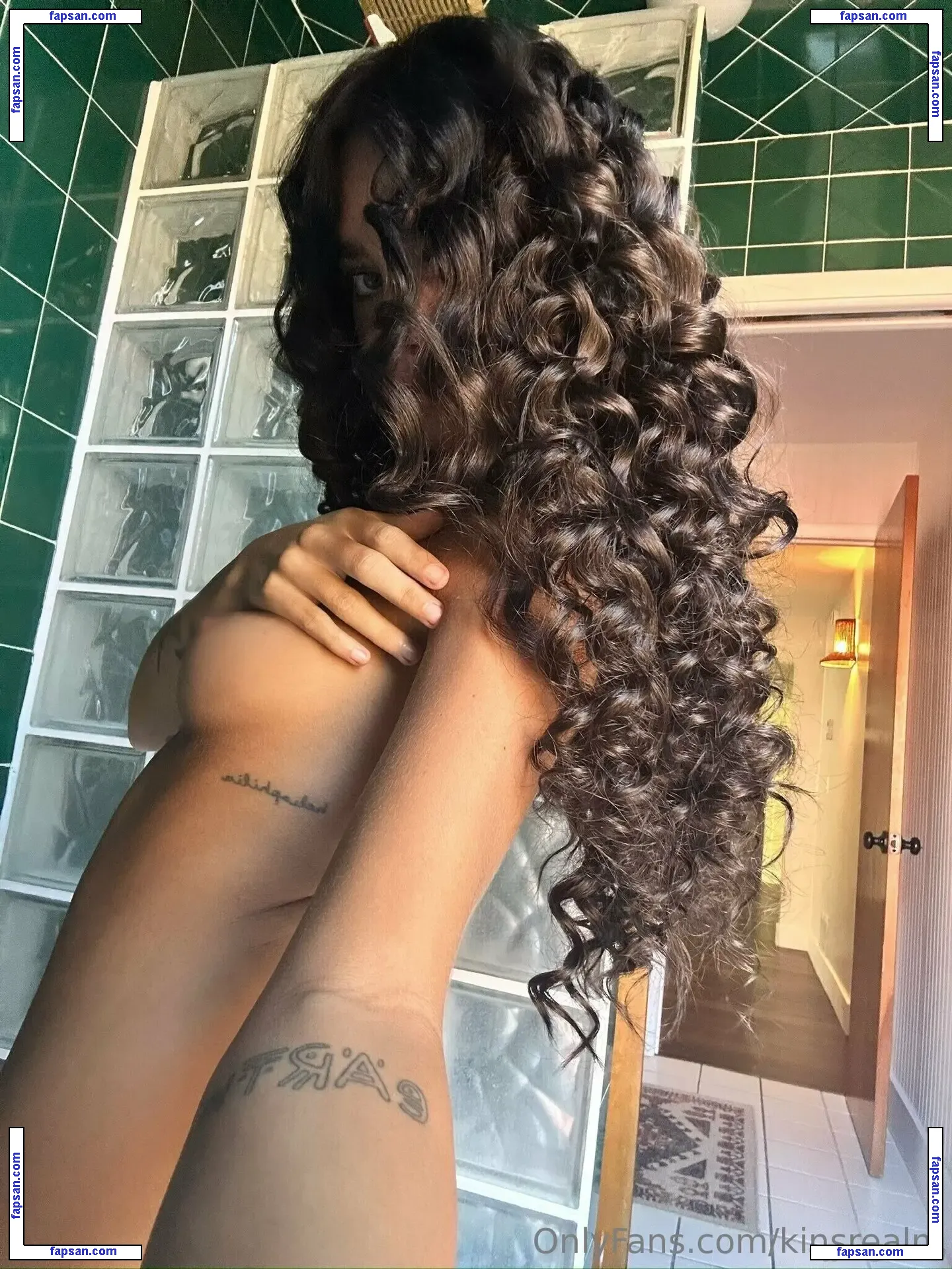 Kinllley nude photo #0107 from OnlyFans