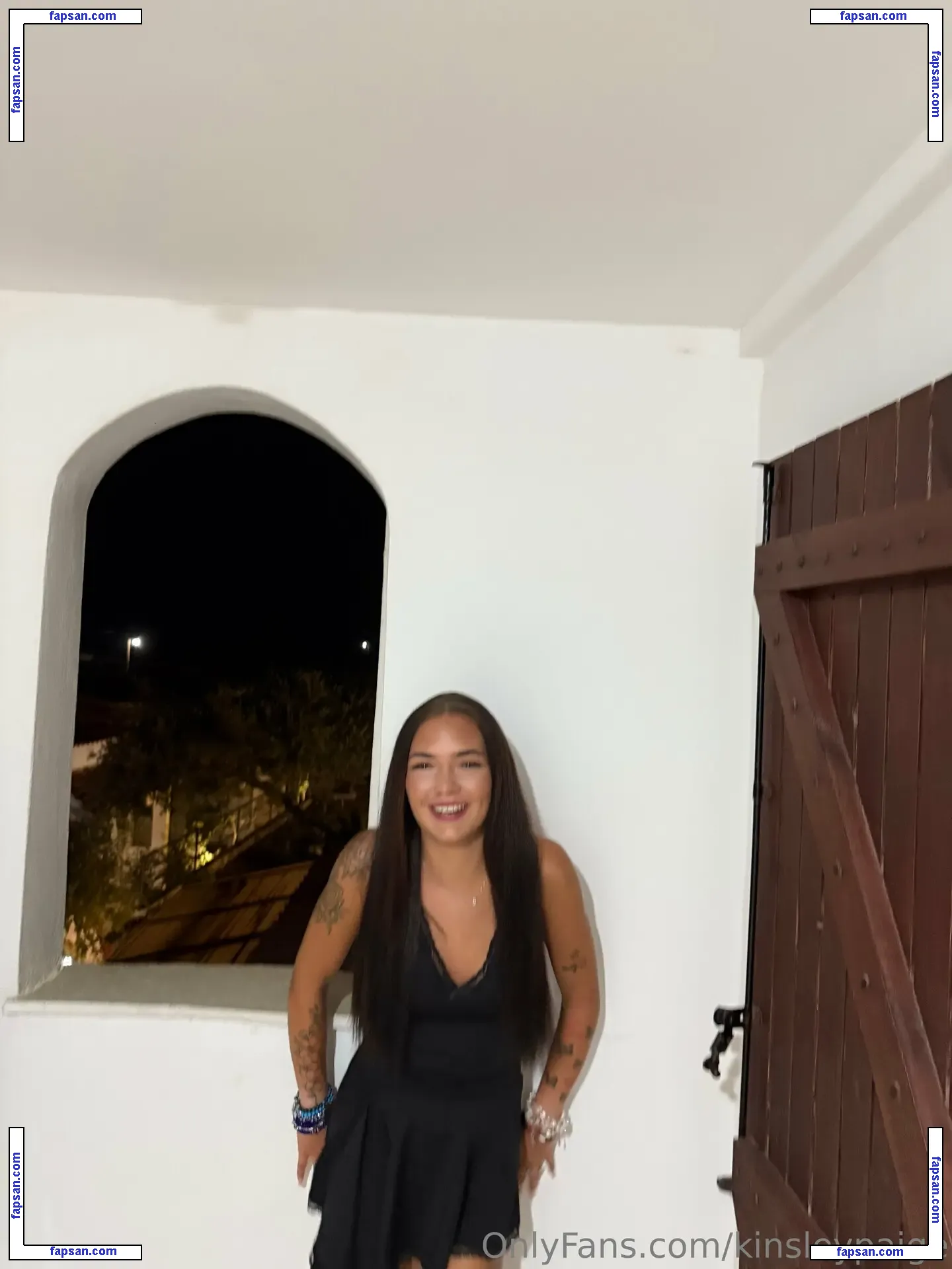kinsleypaige nude photo #0086 from OnlyFans