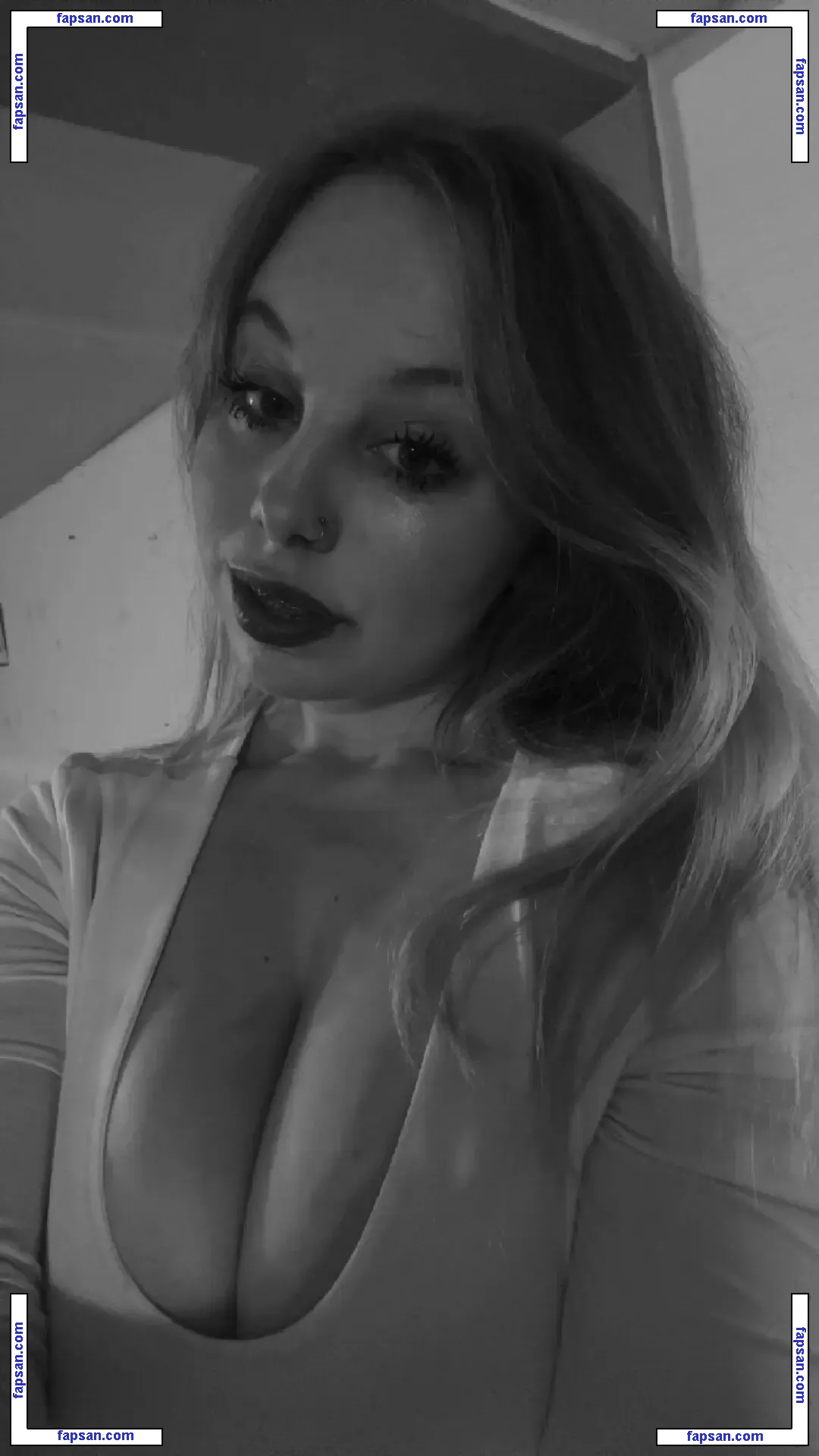 Kinzyyyy nude photo #0001 from OnlyFans