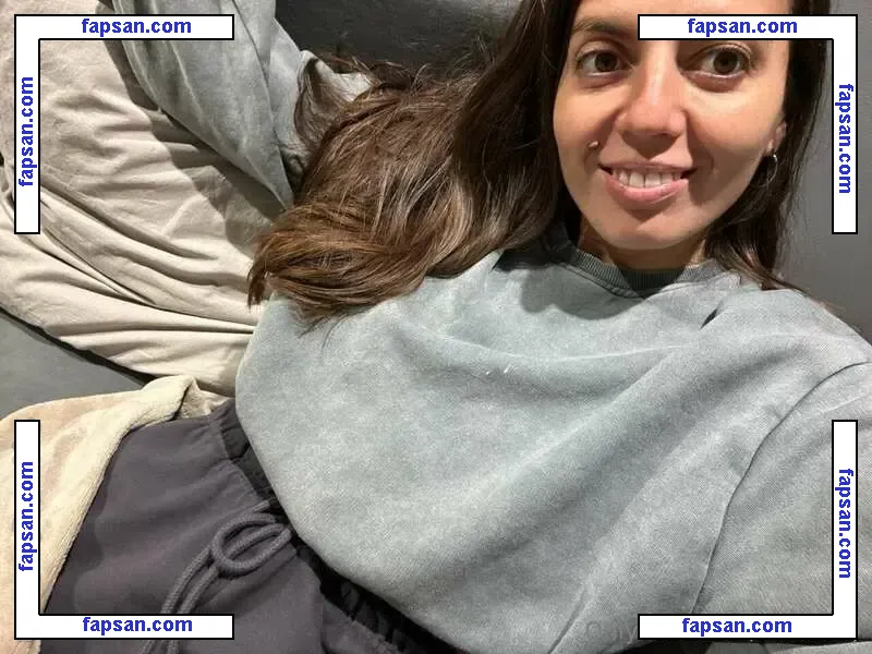 Kira Bird голая фото #0013 с Онлифанс