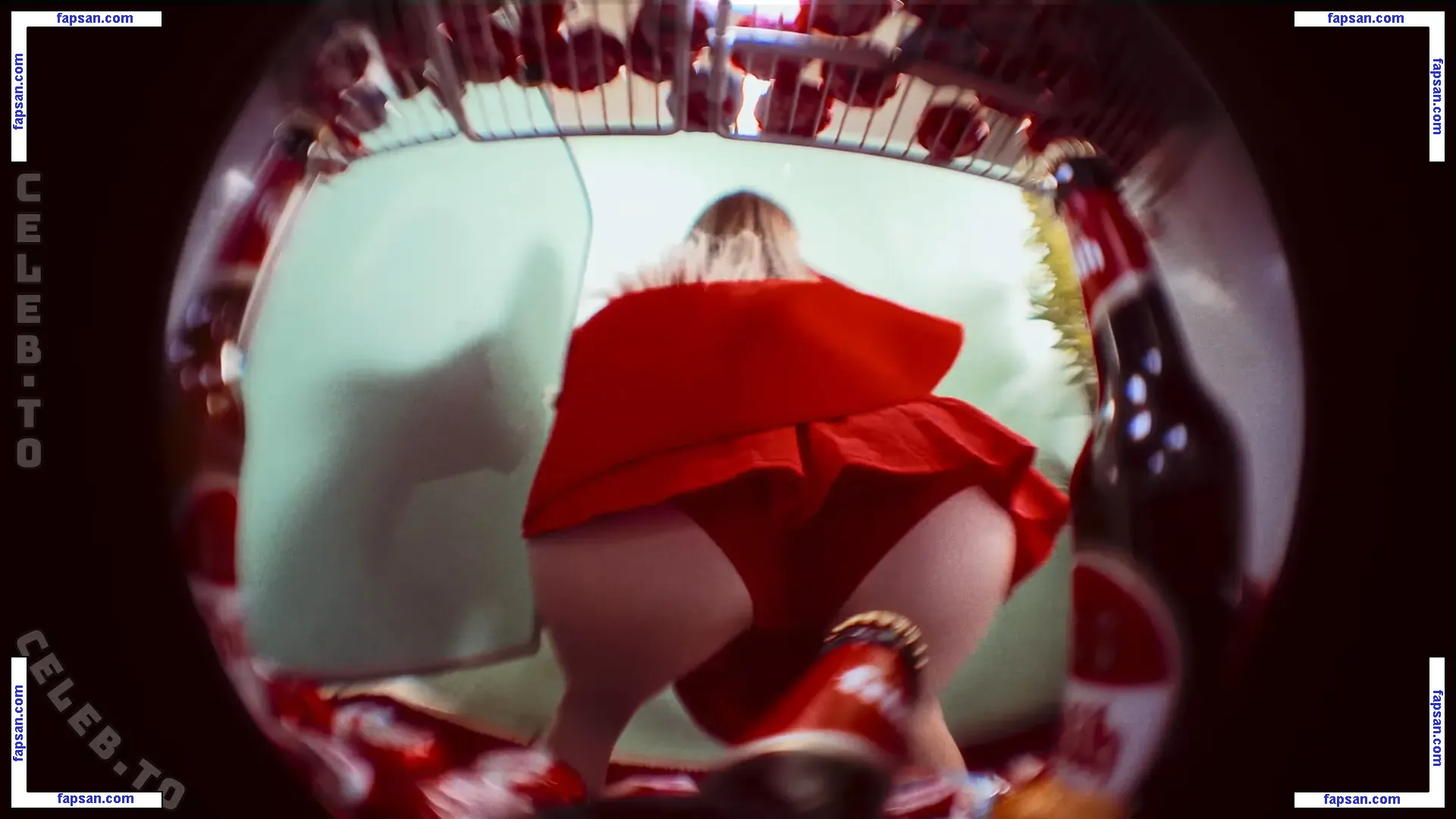 Kira Karambole голая фото #0037 с Онлифанс