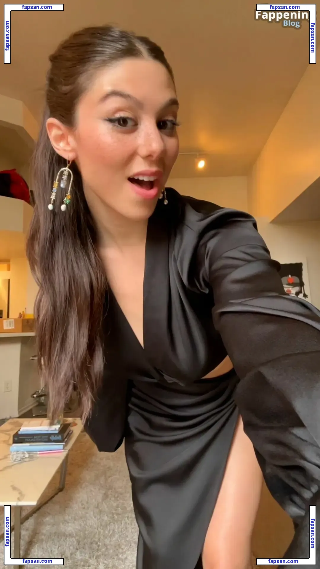 Kira Kosarin nude photo #0699 from OnlyFans