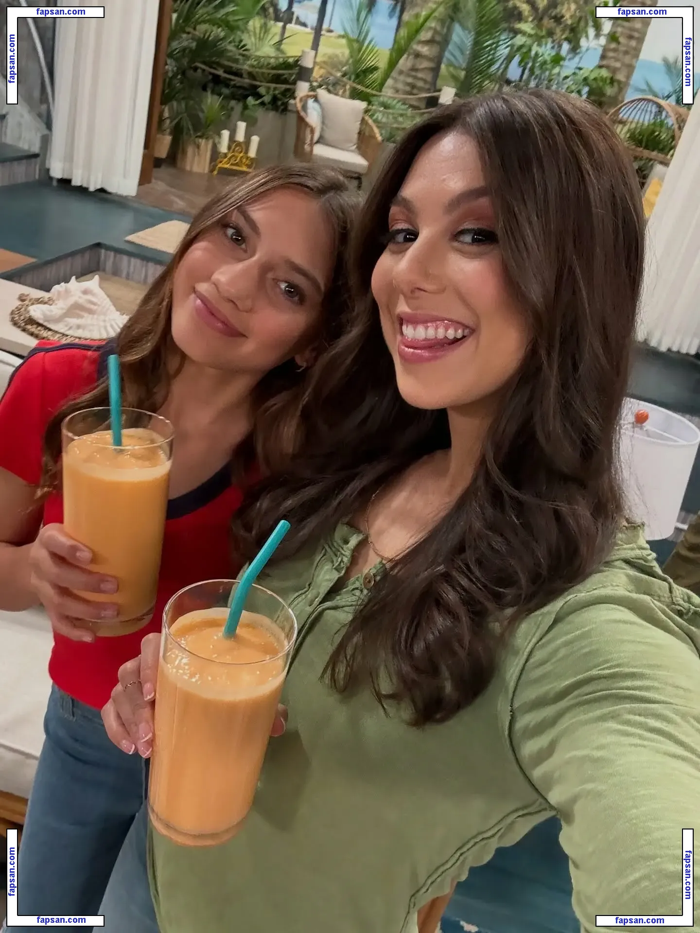 Kira Kosarin nude photo #1022 from OnlyFans