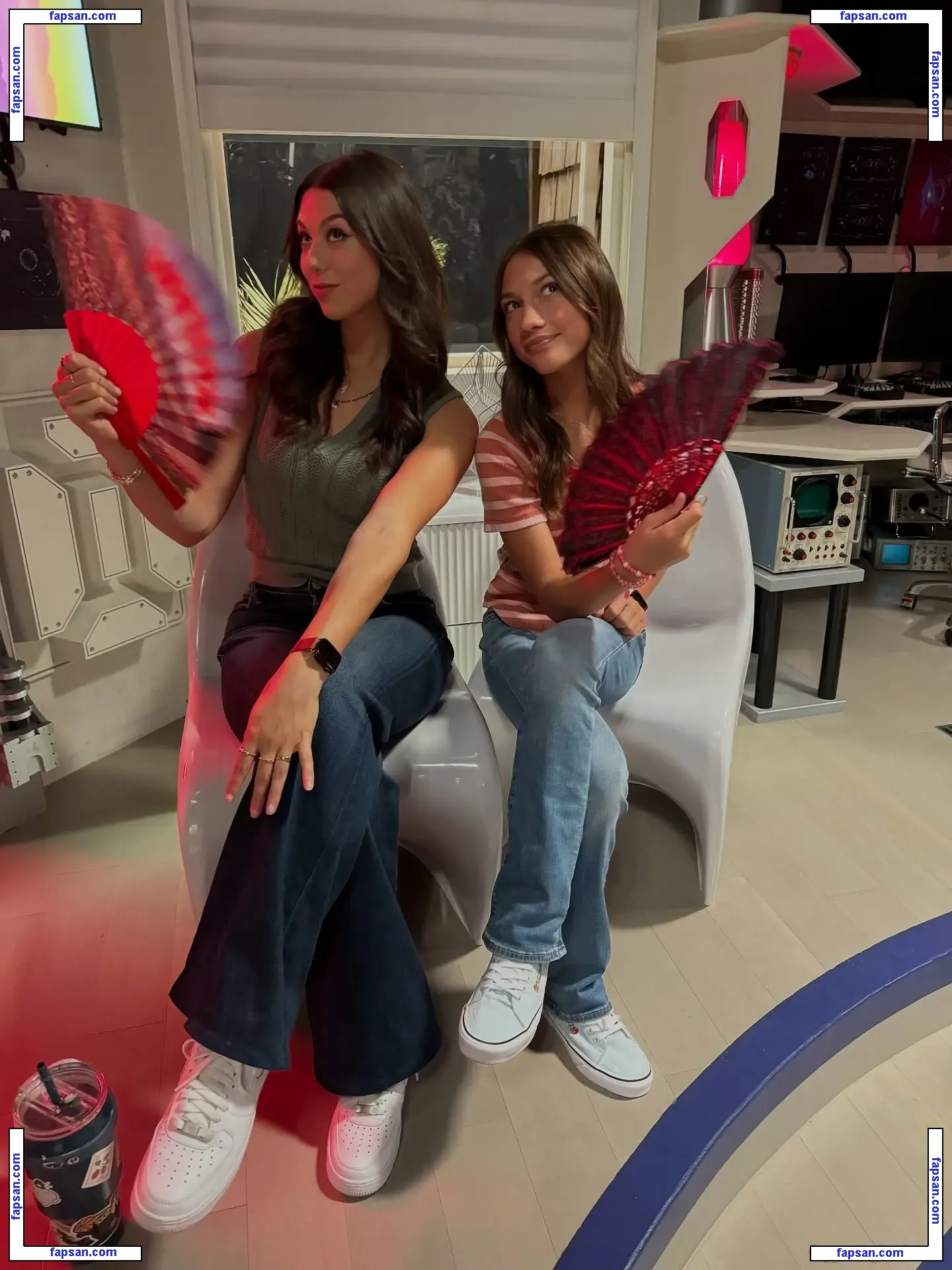 Kira Kosarin nude photo #1027 from OnlyFans