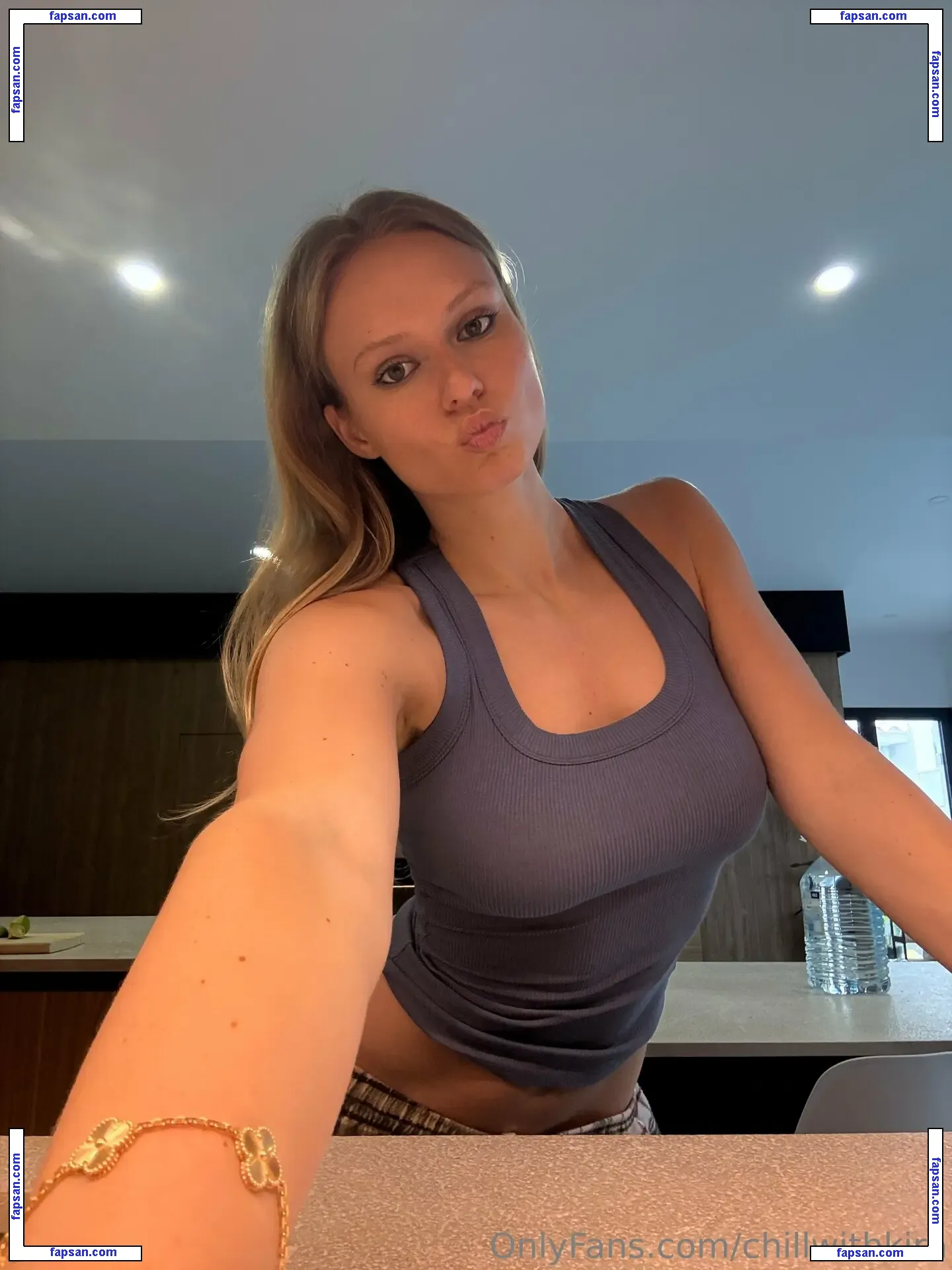 kirakaiyoo nude photo #0009 from OnlyFans