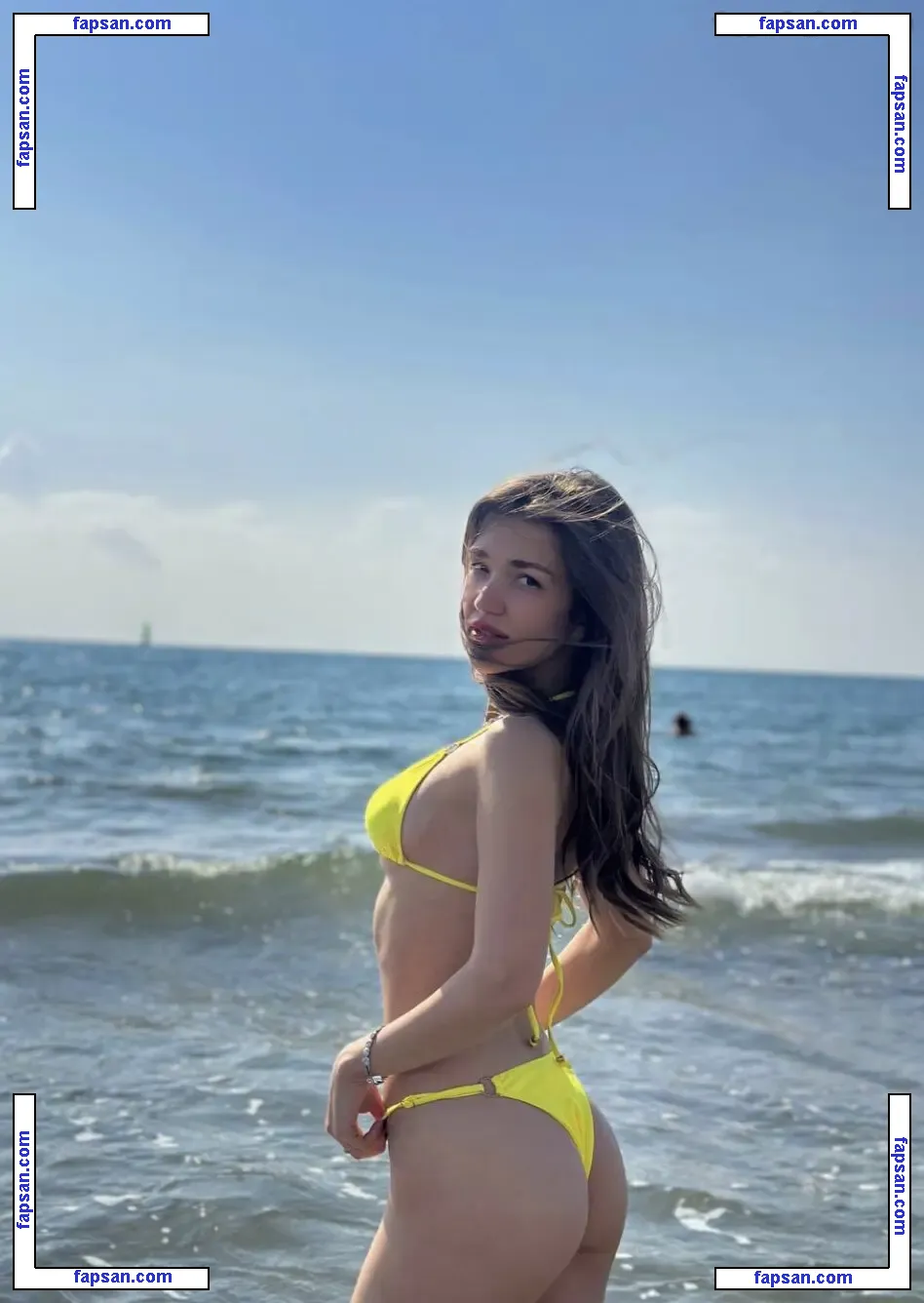 kirakostikova nude photo #0003 from OnlyFans