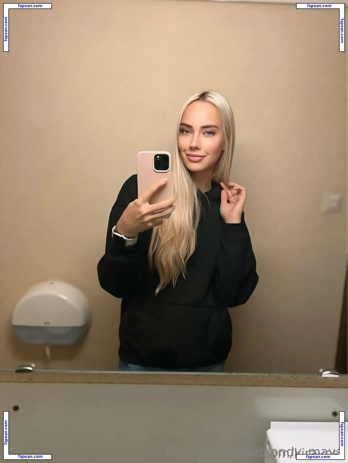 kiravoss nude photo #0020 from OnlyFans