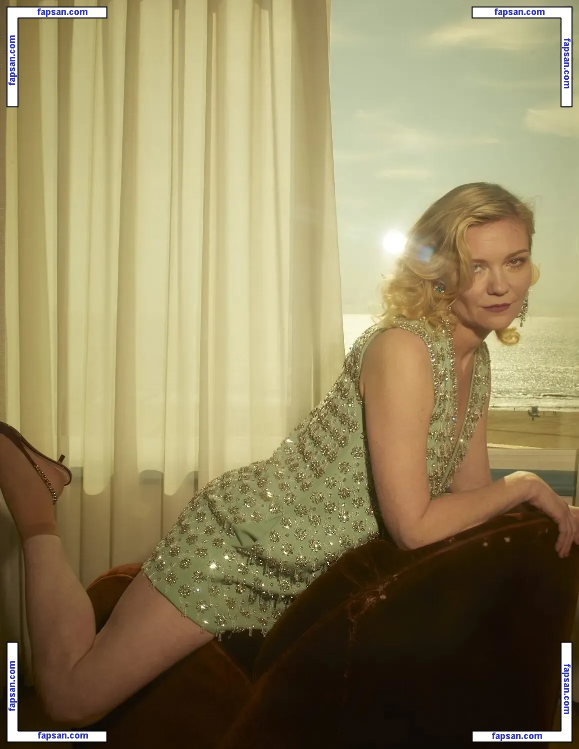 Kirsten Dunst nude photo #0928 from OnlyFans