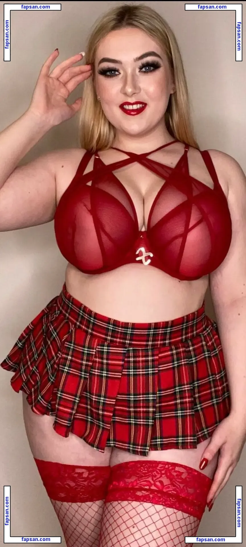 kirstenminnerylaing nude photo #0002 from OnlyFans