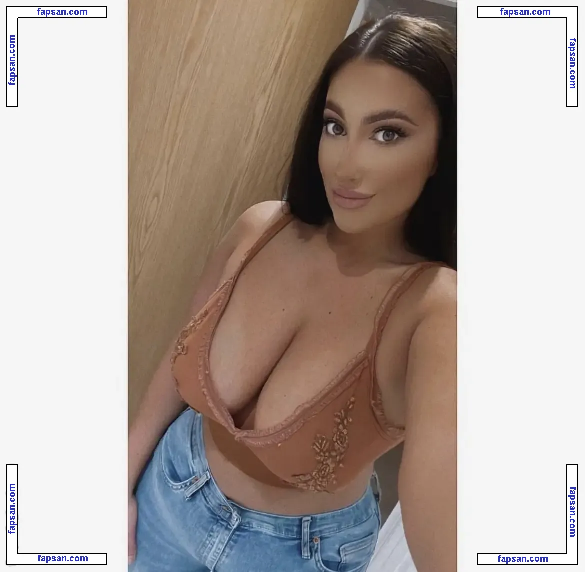 Kirstie V / kirstiee96 / officialkirstie.v nude photo #0010 from OnlyFans