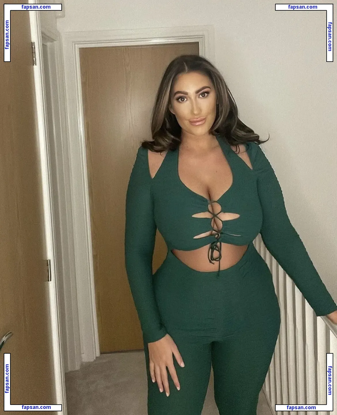 Kirstie V / kirstiee96 / officialkirstie.v nude photo #0020 from OnlyFans