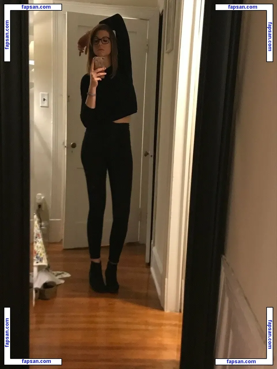 Kirsty nude photo #0101 from OnlyFans
