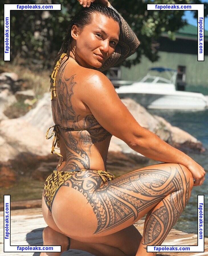Kiss My Ink / ShiuFit / officialshiulina / queenkinetings nude photo #0001 from OnlyFans