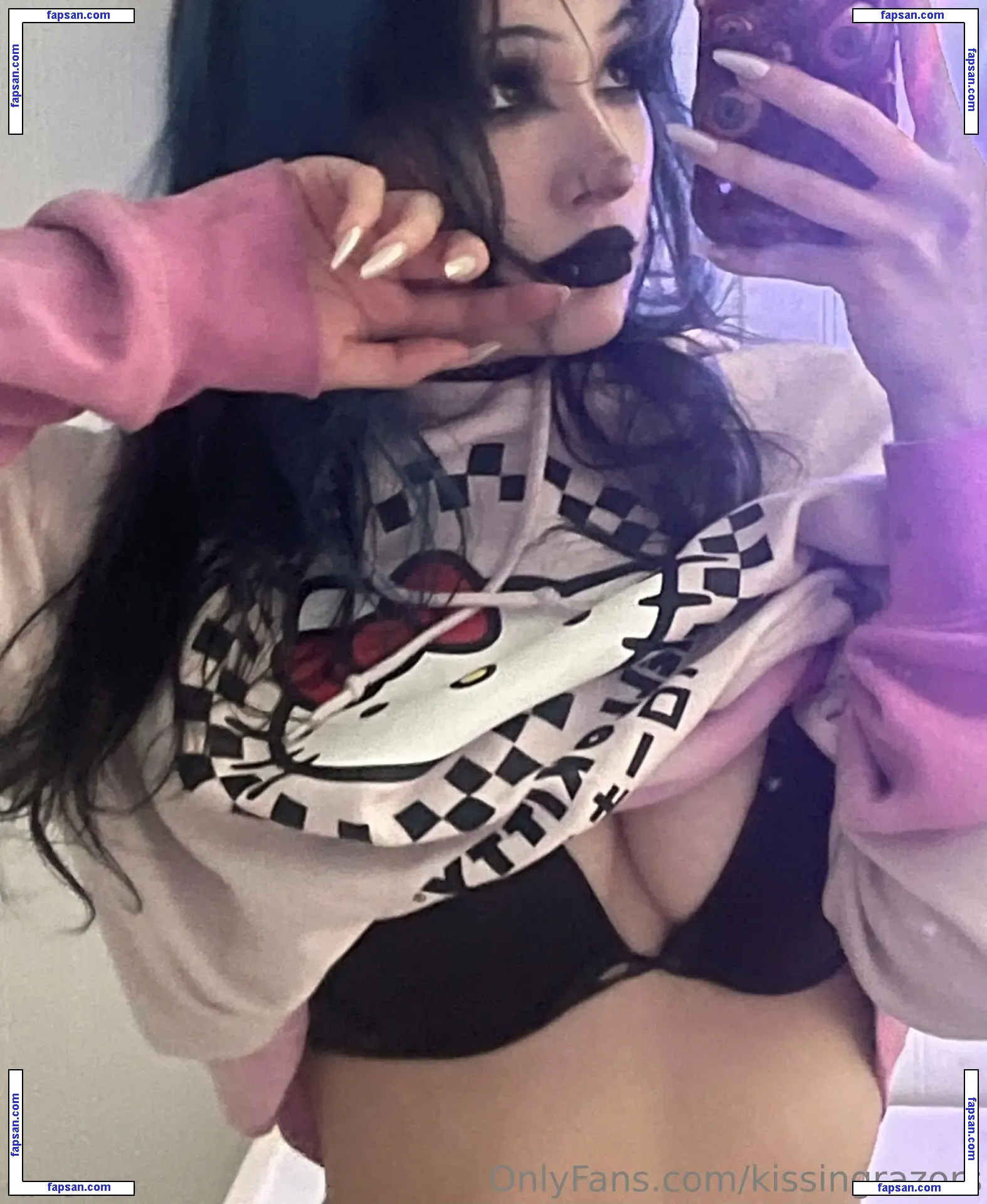 kissingrazors nude photo #0012 from OnlyFans