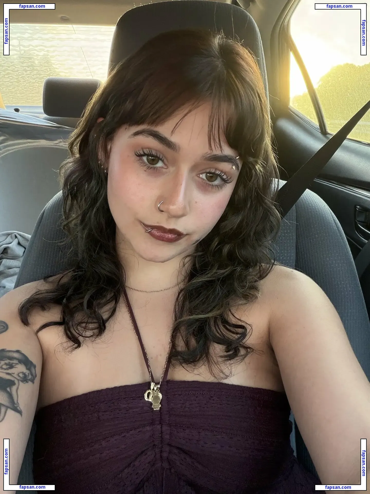 kissingu444 nude photo #0015 from OnlyFans