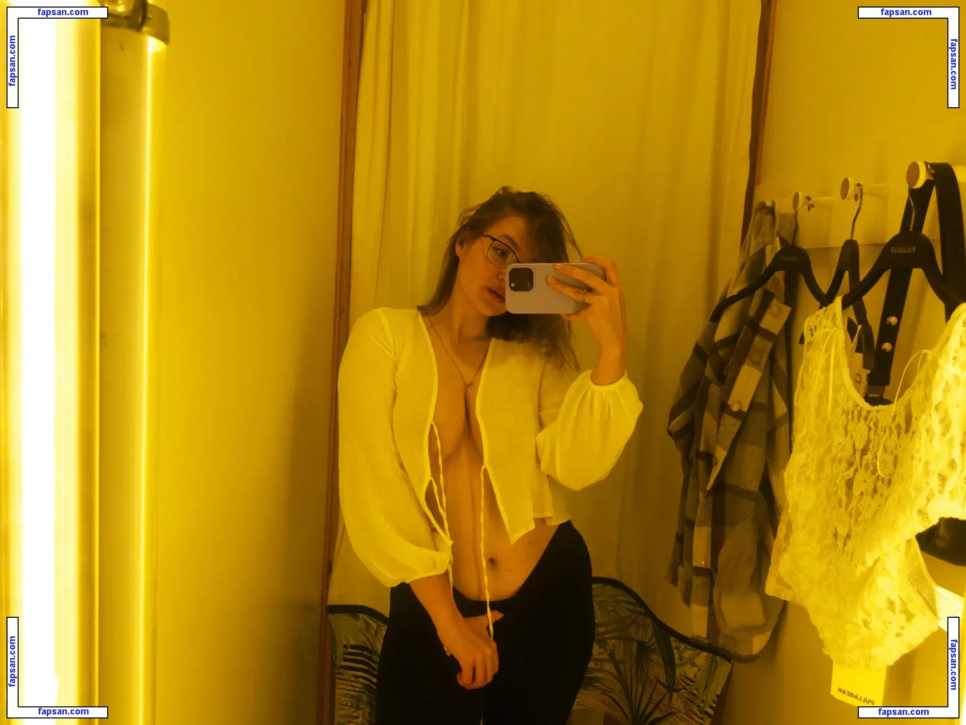 kitsuneasmmr голая фото #0001 с Онлифанс