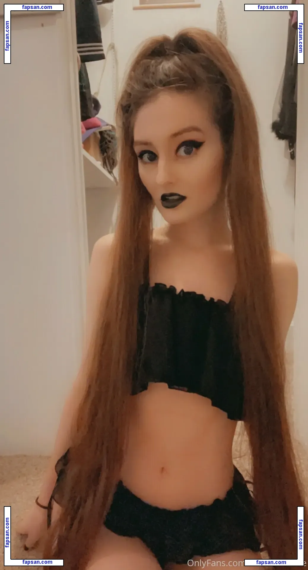 kittencrusade / elaine arbor / kittycrusaide / raccoonqueen__ / wobfet nude photo #0027 from OnlyFans