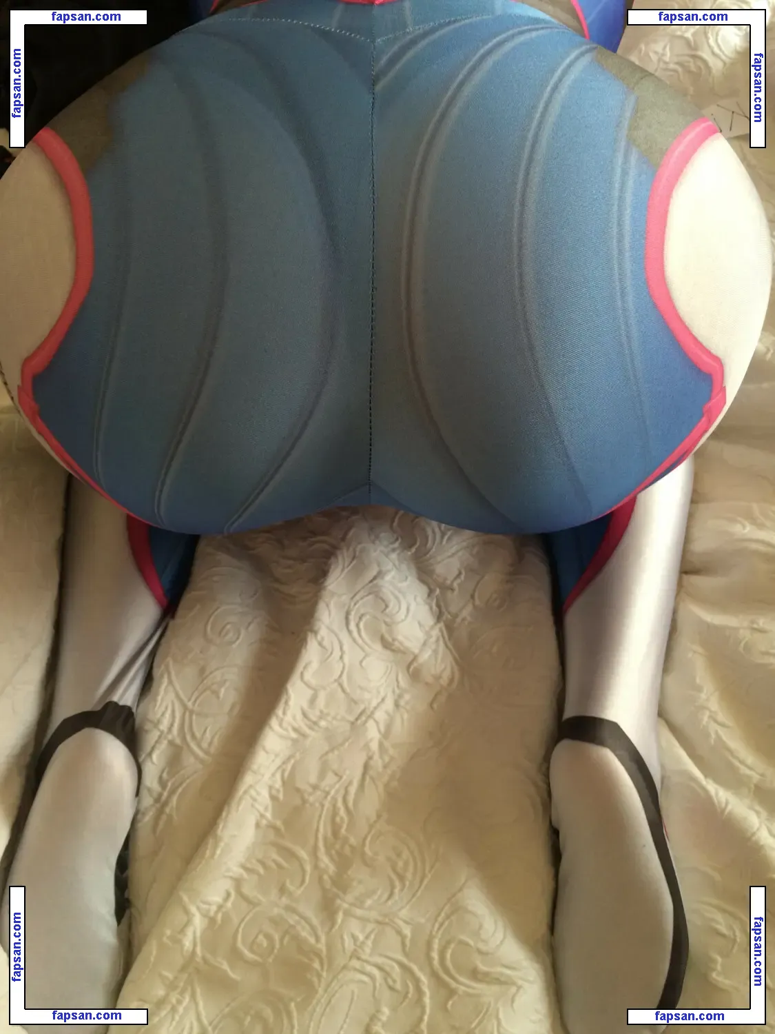 Kittenzer0 голая фото #0006 с Онлифанс