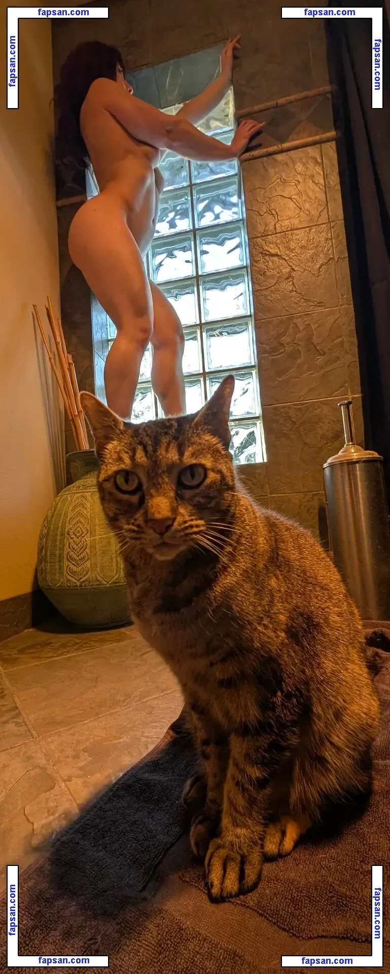 kitty_bit_games nude photo #0193 from OnlyFans