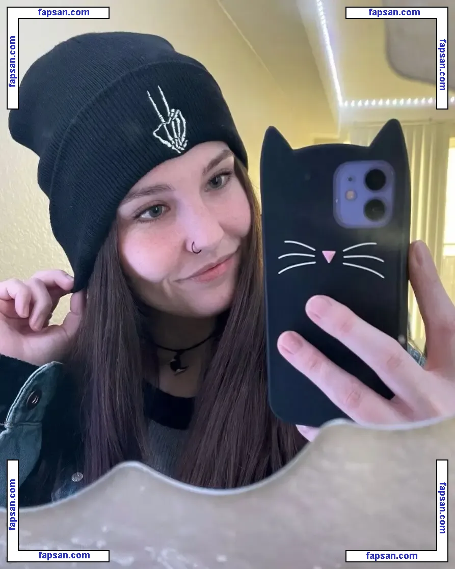 Kittykattgirl голая фото #0003 с Онлифанс