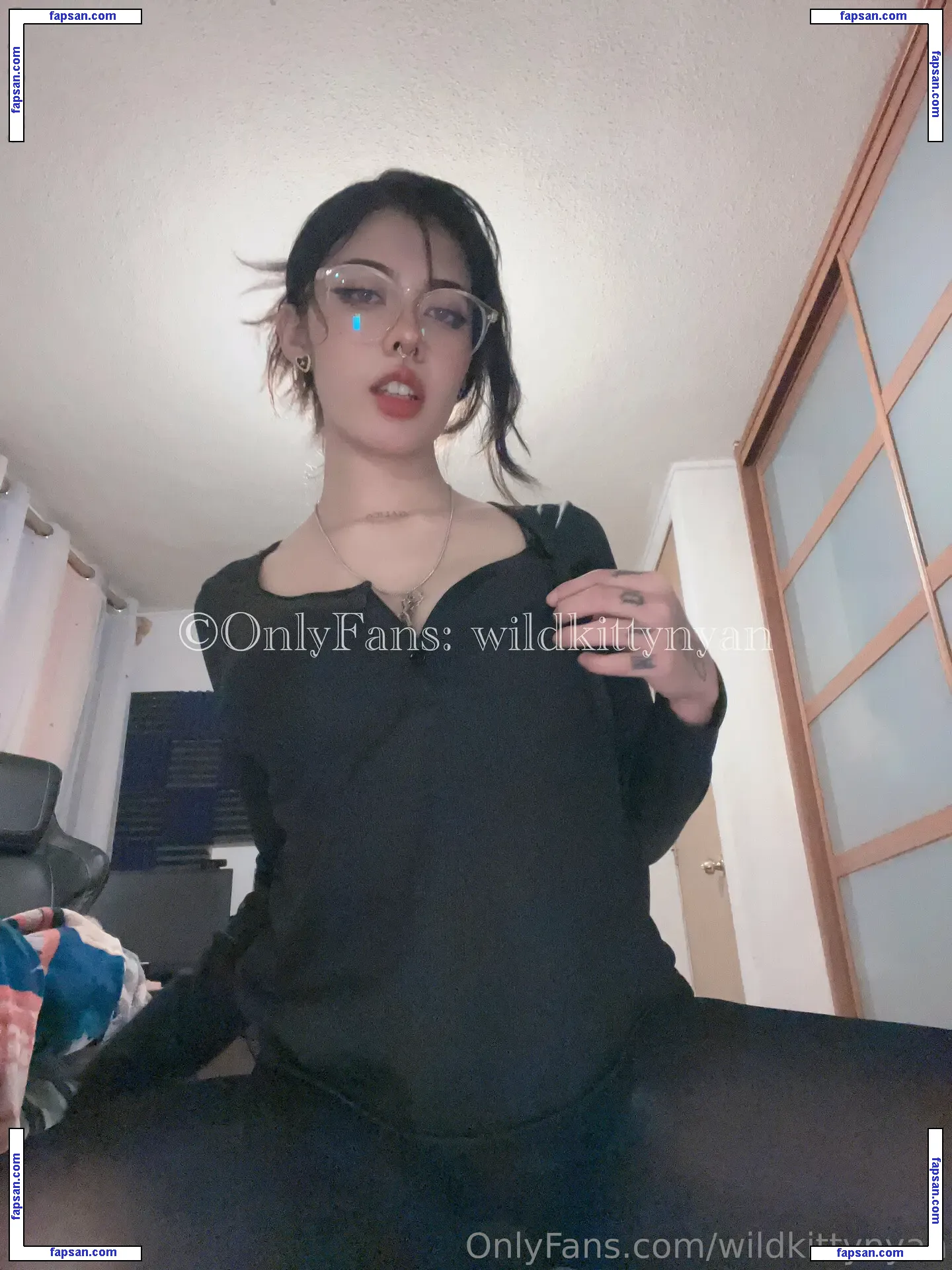 Kittymeichi nude photo #0100 from OnlyFans