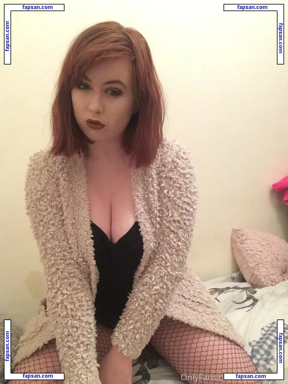 kittymisfituk nude photo #0031 from OnlyFans