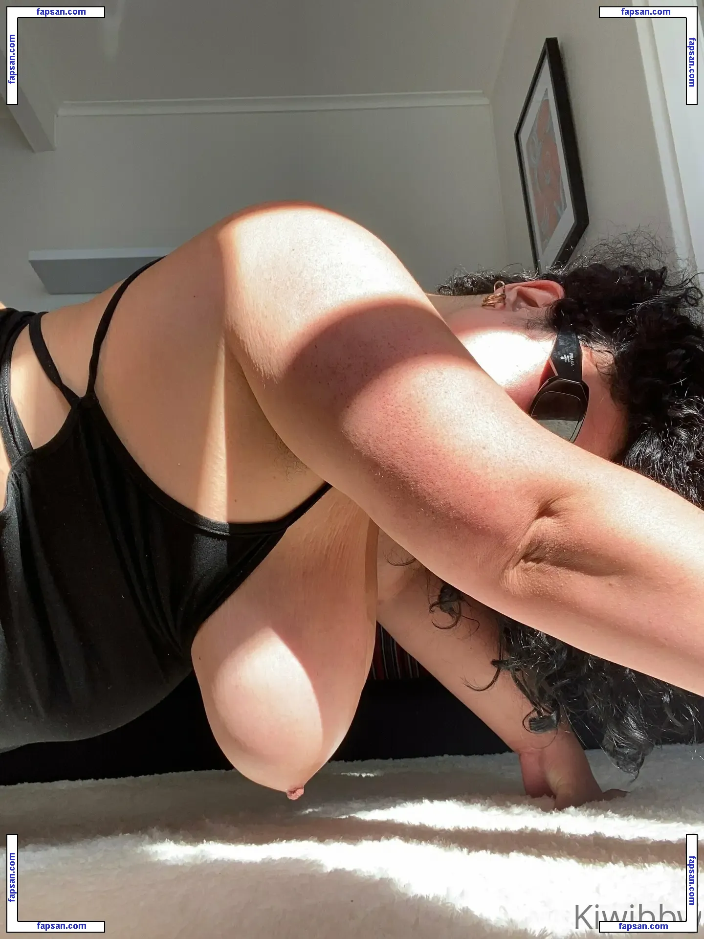 kiwibbw nude photo #0022 from OnlyFans