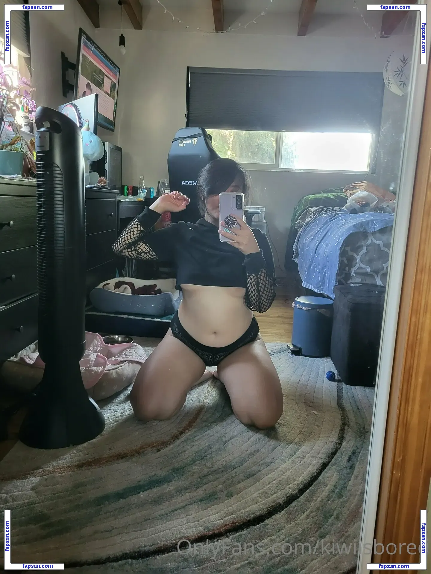 kiwiisbored nude photo #0007 from OnlyFans