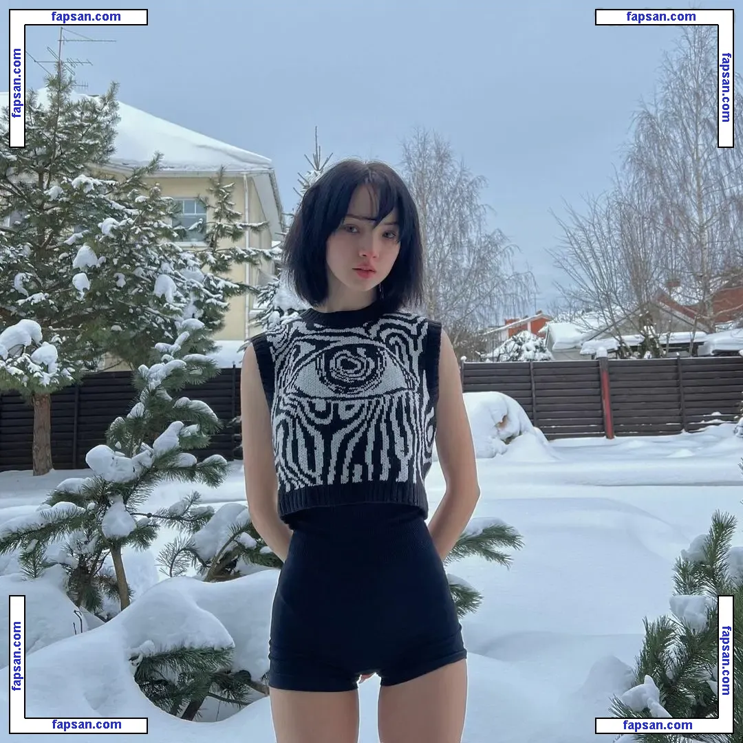Kkarrrambaby nude photo #0005 from OnlyFans
