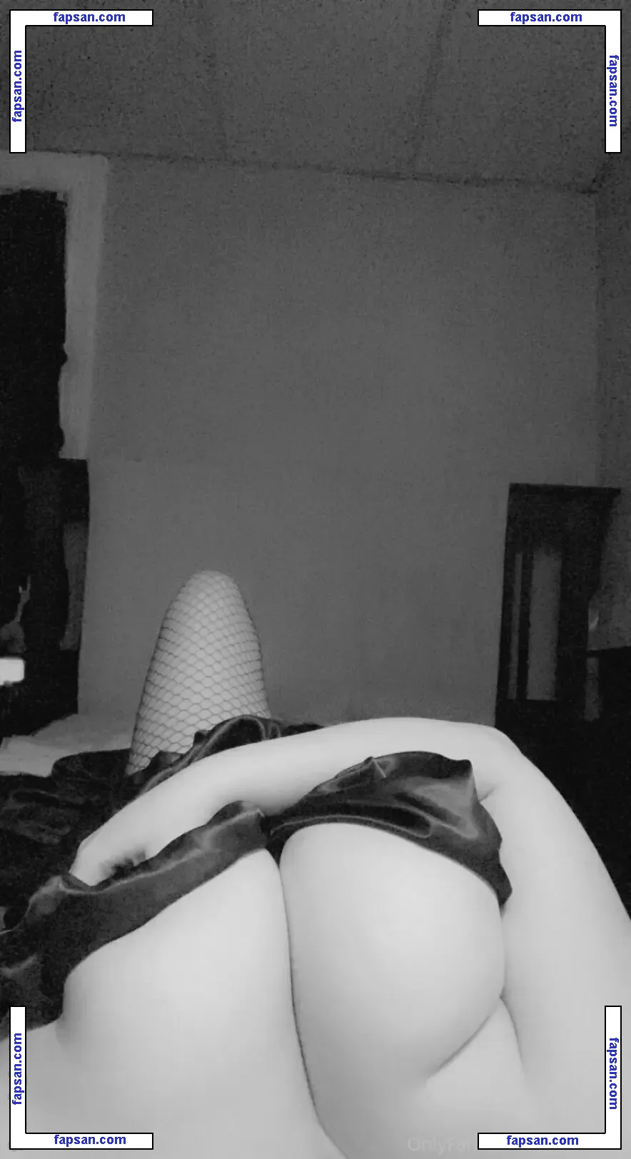 kkitten416 nude photo #0020 from OnlyFans