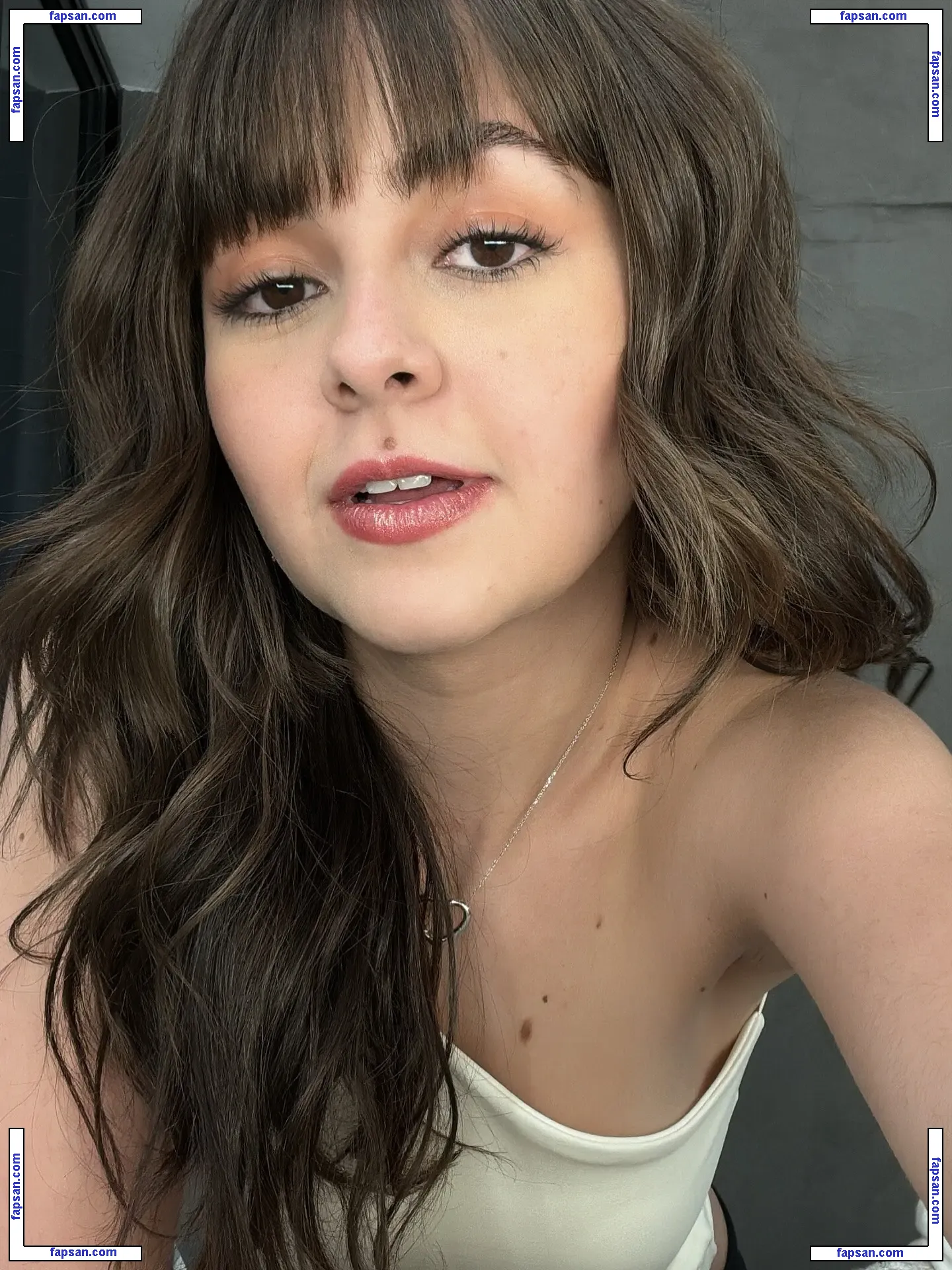 Klara Castanho nude photo #0097 from OnlyFans