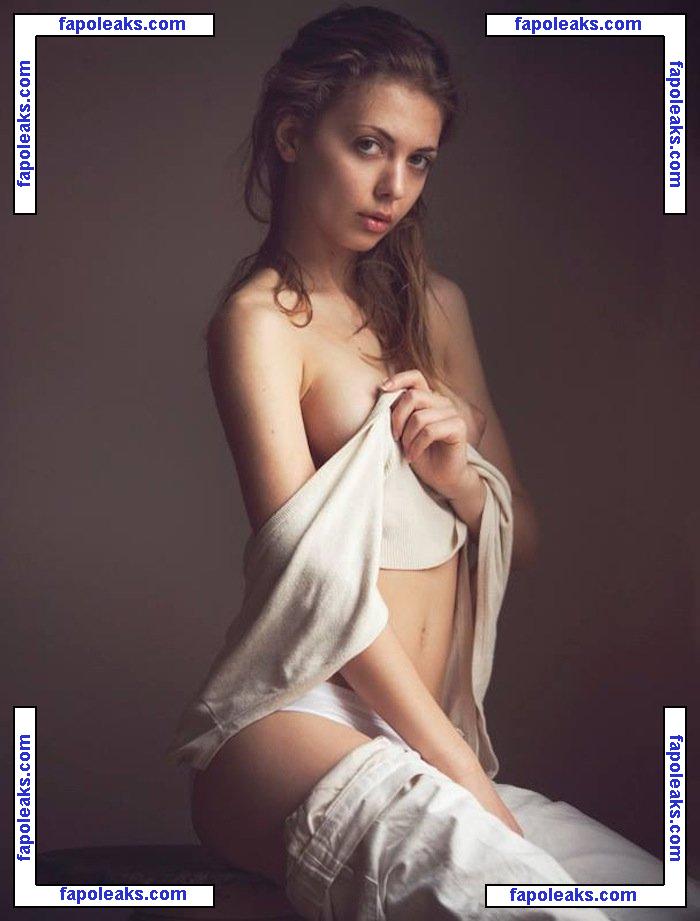 Klaudia Brahja голая фото #0031 с Онлифанс
