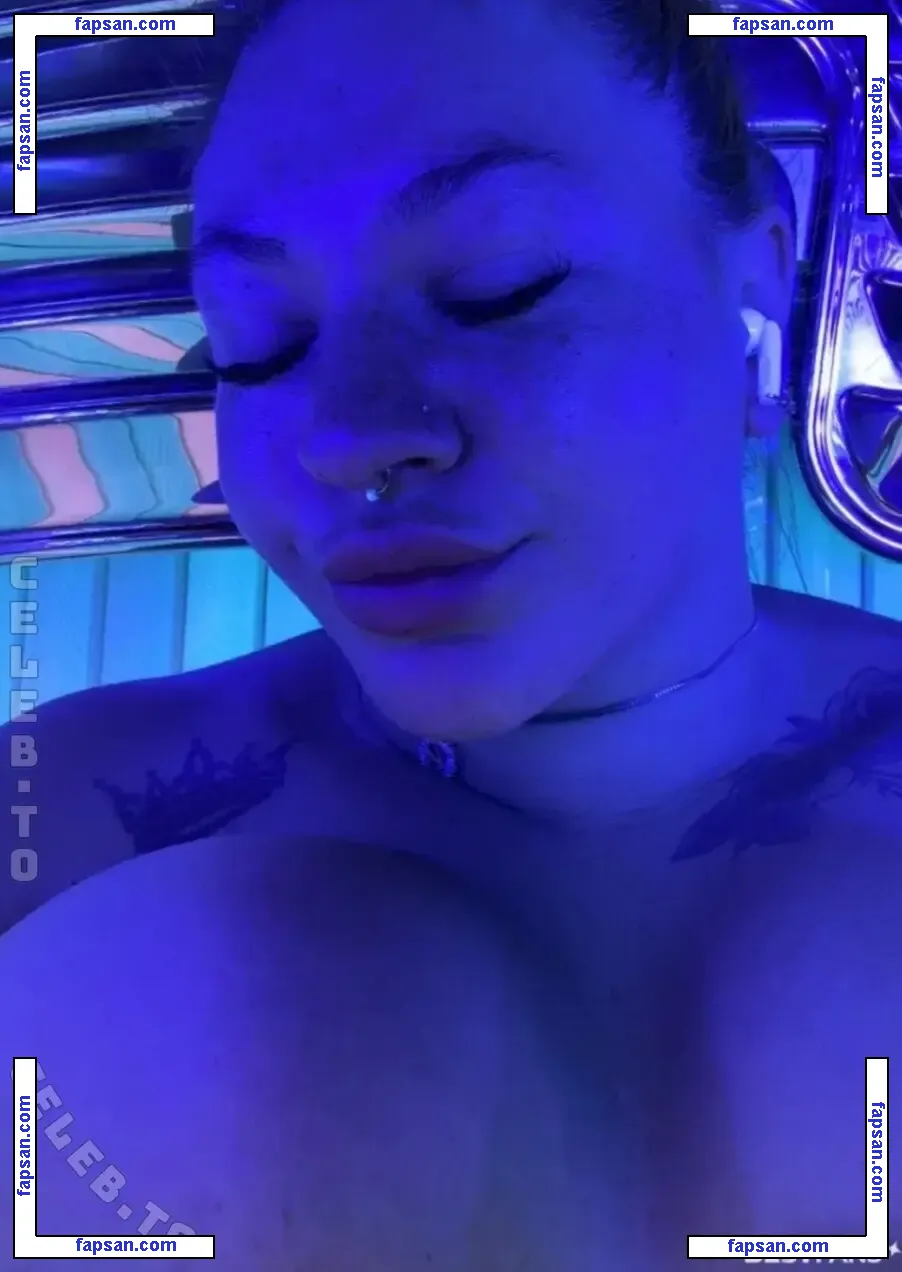 KleinKara nude photo #0021 from OnlyFans