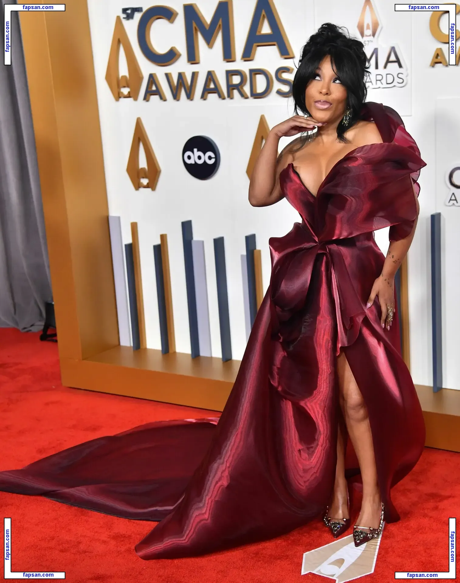 K. Michelle nude photo #0071 from OnlyFans