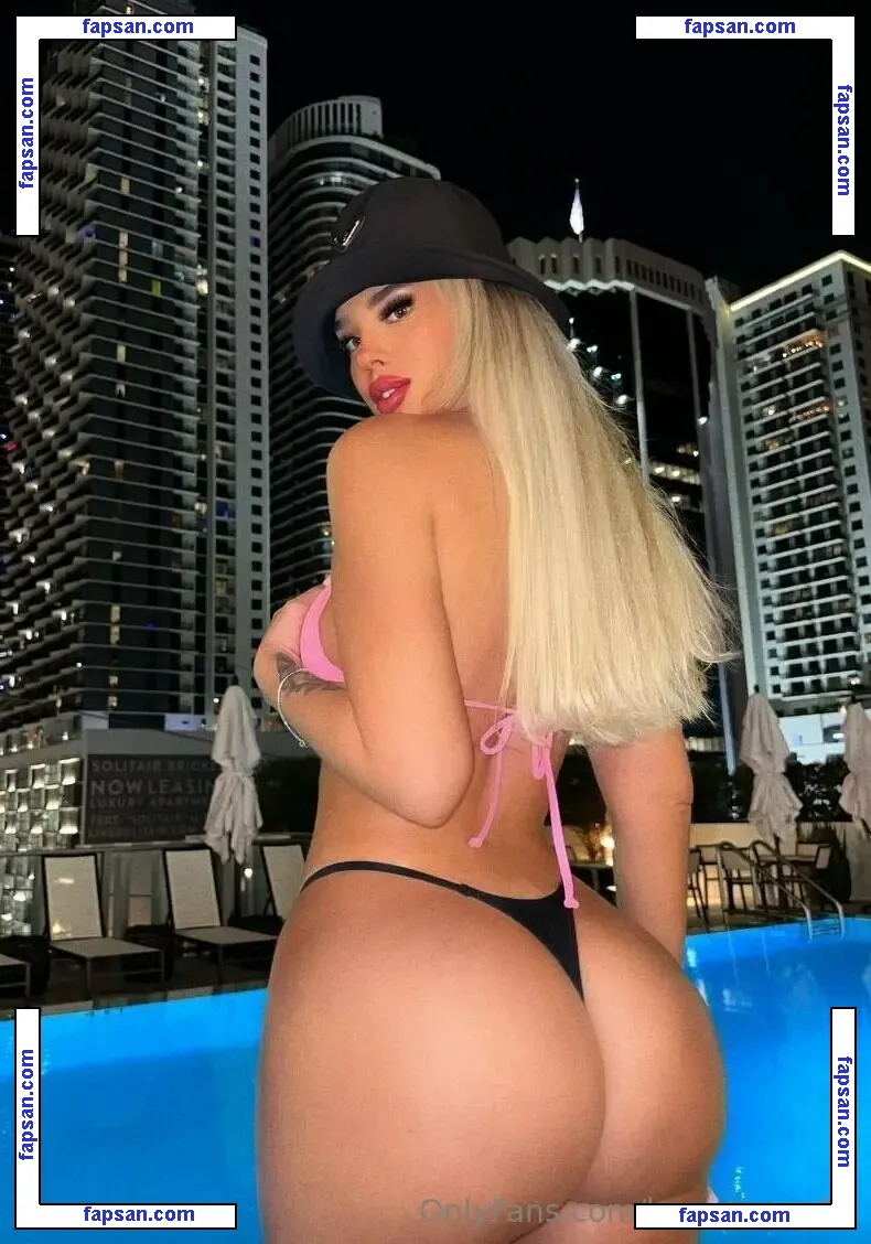 kmartinez_22 nude photo #0028 from OnlyFans