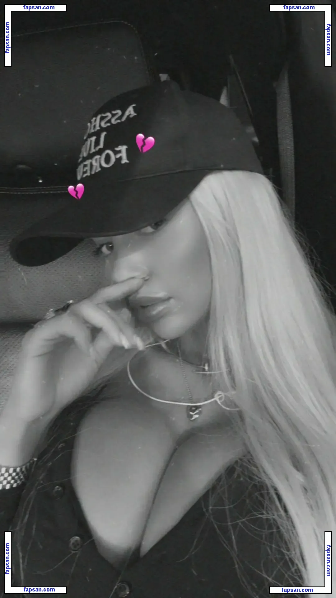 Kngemma nude photo #0098 from OnlyFans