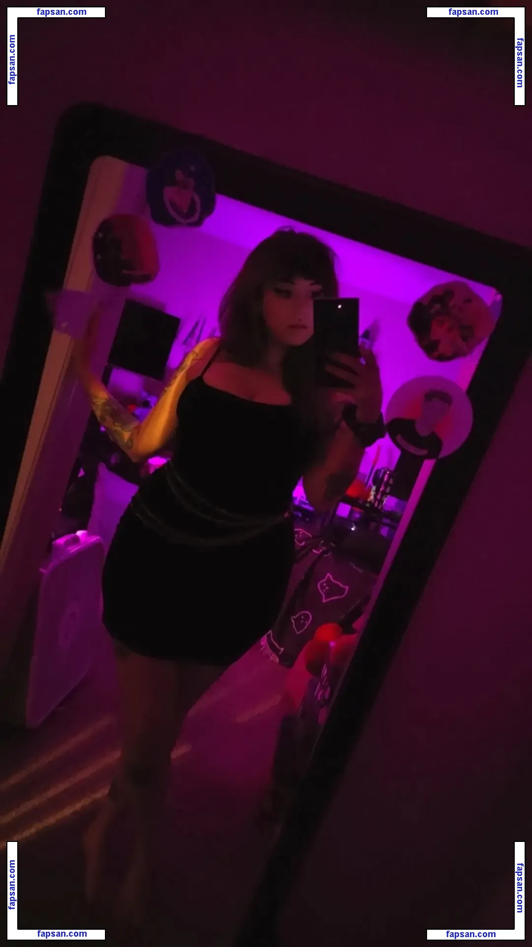 Knives голая фото #0018 с Онлифанс