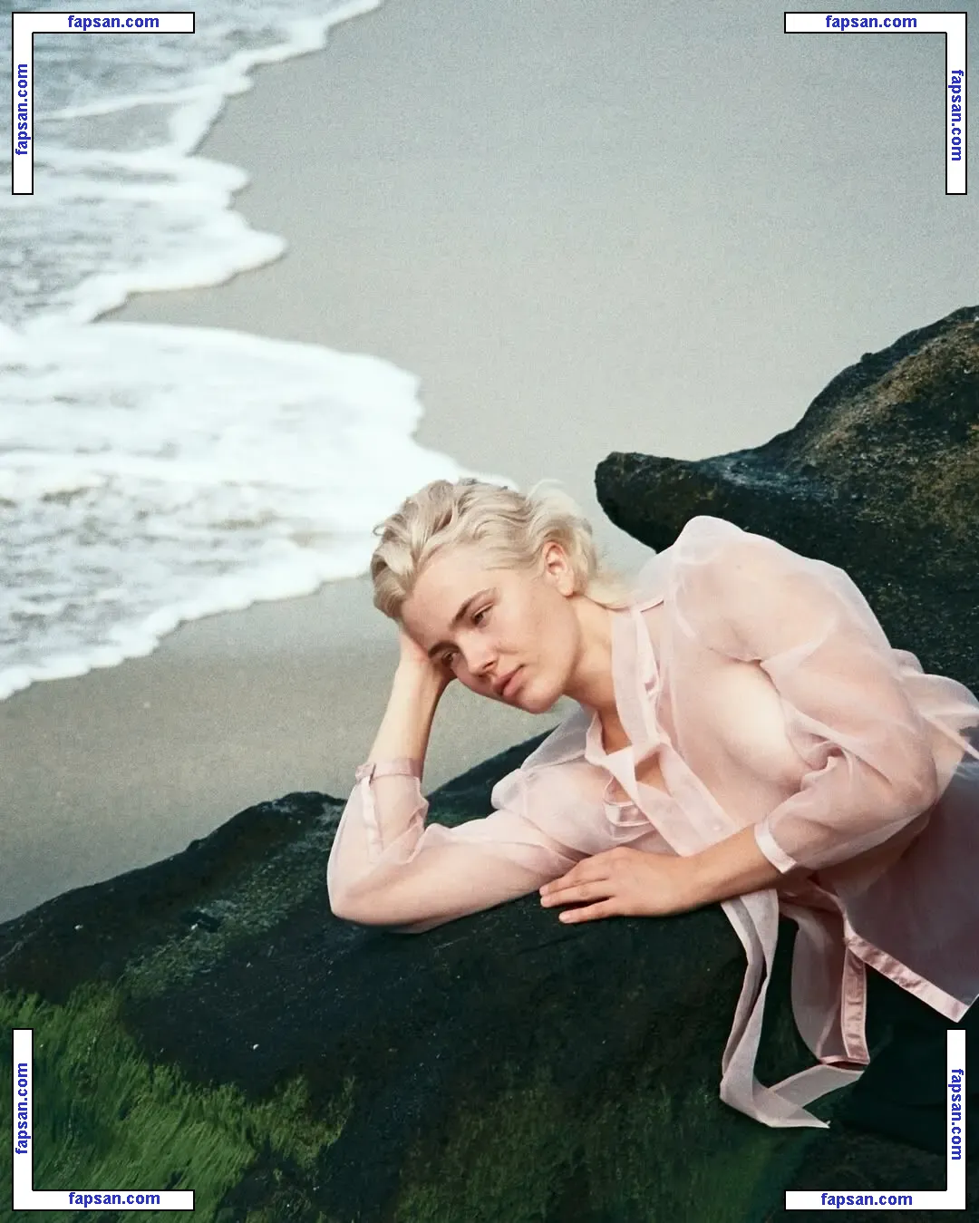 Kondrasofia nude photo #0011 from OnlyFans