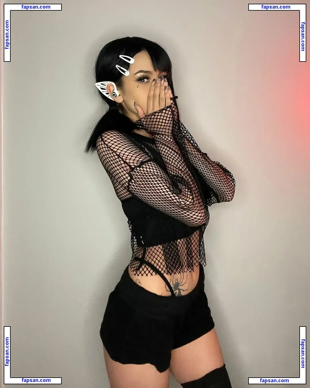 Konekokelly nude photo #0045 from OnlyFans